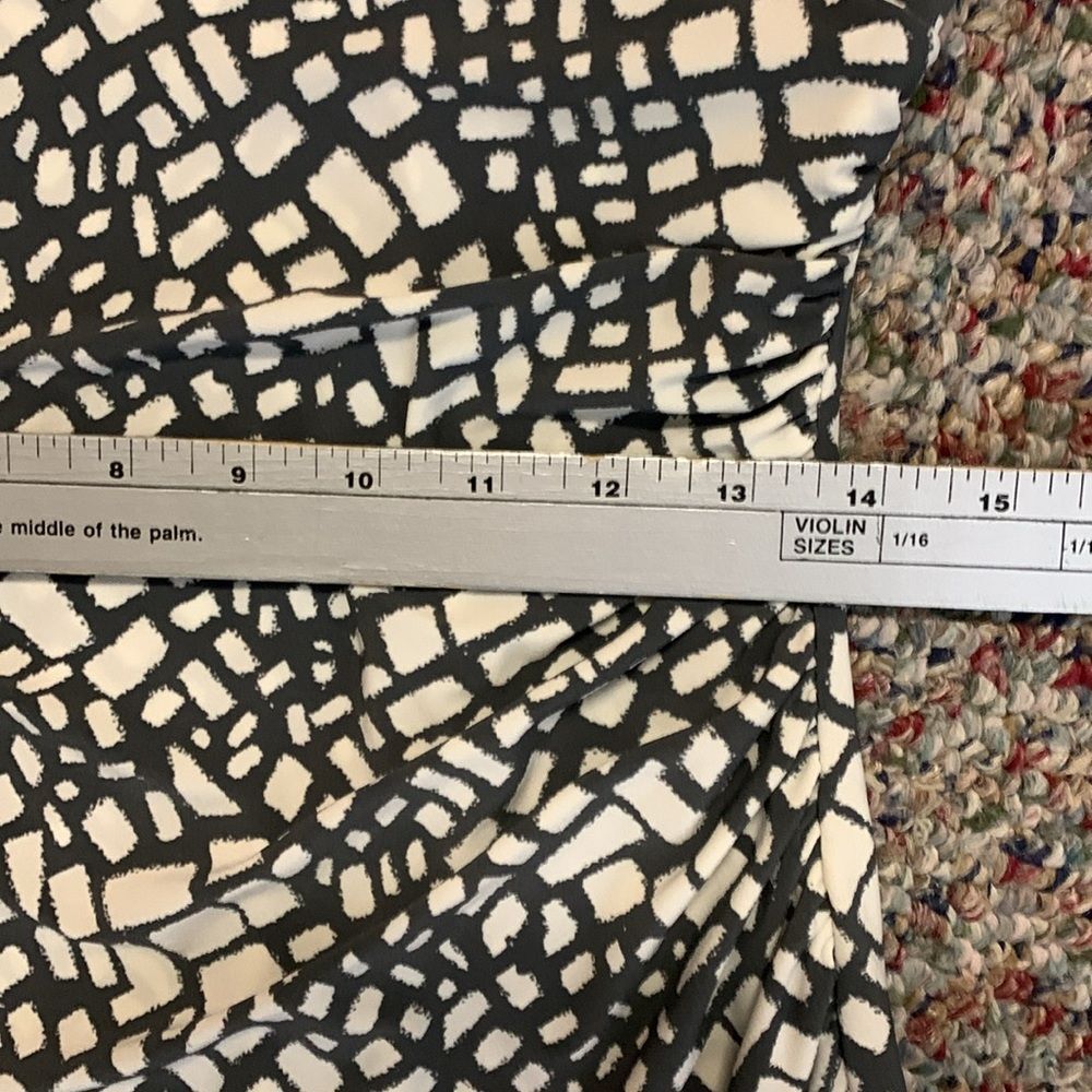 Lauren Ralph Lauren Ivory Gray Geo Print Faux Wrap Ruched Midi Dress Size 6 - Picture 13 of 14